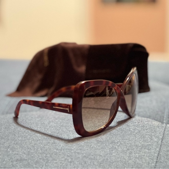 Tom Ford Sunglasses - Picture 2 of 3